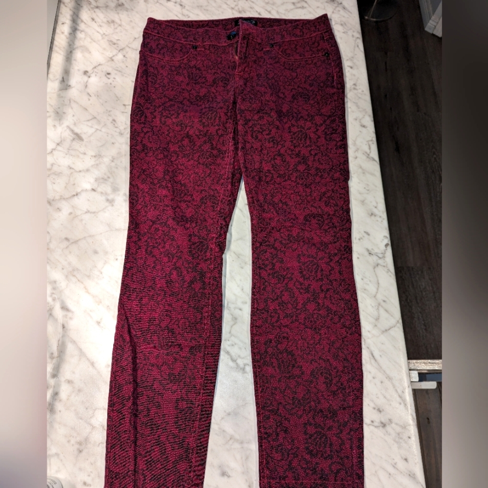 Seven Jeans